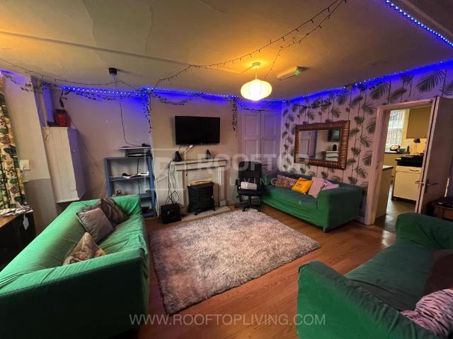 Inglewood Terrace, Leeds LS6 6 bed house to rent £3,640 pcm £840 pw