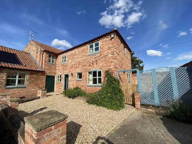 Ingram Lane, Sutton On Trent, NG23 2 bed house to rent £825 pcm £190 pw