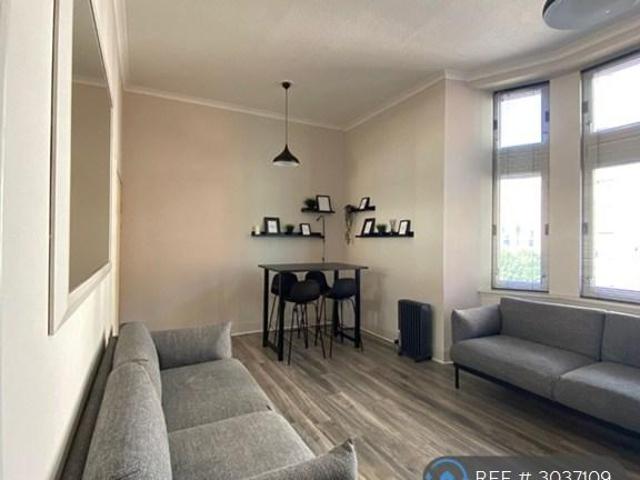 Ingram Street, Glasgow, G1 2 bed flat to rent £1,650 pcm £381 pw
