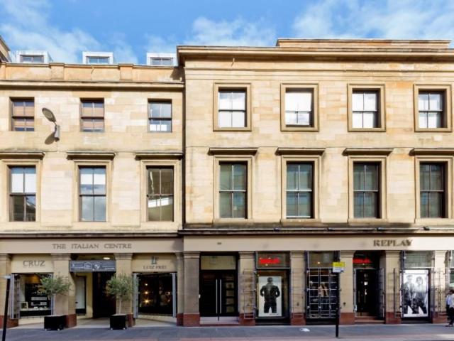 Ingram Street, Glasgow G1, 2 bed flat to rent, £1,650 pcm | PrimeLocation