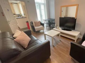 Ingrow Road, Liverpool, L6 9AJ, United Kingdom | 3 bed townhouse for rent #138146993 | Rentberry