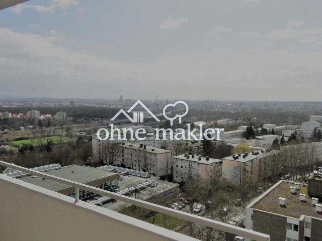 Inheidener Straße: Helle 2 Zimmer Wohnung mit Süd Balkon, Einbauküche & Top Anbindung