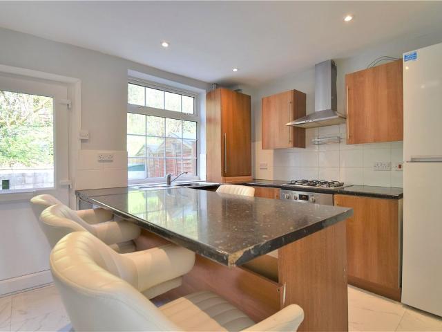 Inkerman Terrace, Chesham HP5, 3 bed terraced house to rent, £1,750 pcm | PrimeLocation
