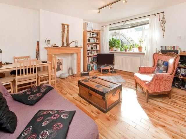 Inkerman Road, Kentish Town NW5, 1 bed flat to rent, £1,750 pcm | PrimeLocation