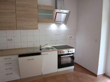 Inkl EBK 2. OG Bad mit Fenster sonniger Westbalkon frei ab 1.9.26