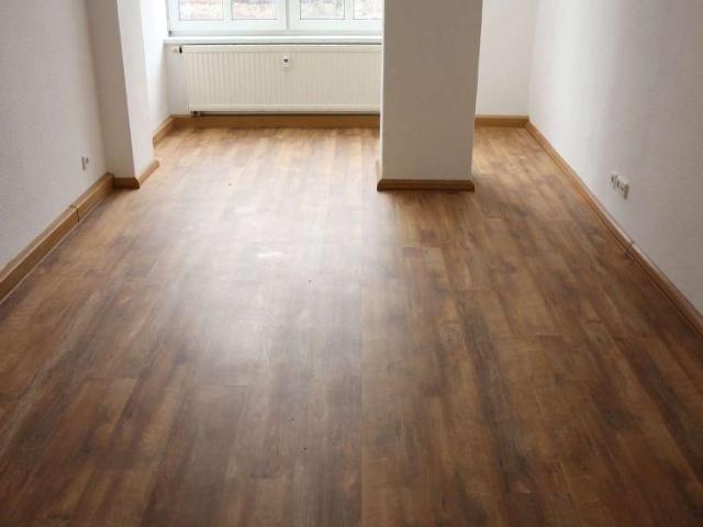 Inkl. EBK / Bad mit Fenster + Dusche / frei ab Sofort
