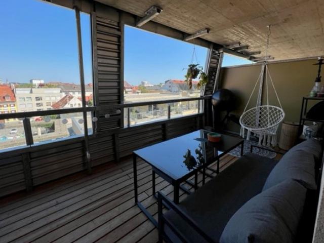 inkl. Tiefgaragenplatz hochwertige Neubauwohnung Balkon mit Schlossbergblick ab Oktober 2026