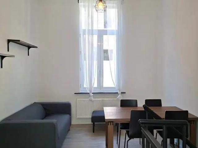 Instapklaar 1 slaapkamerappartement met tuin in het stadscentrum