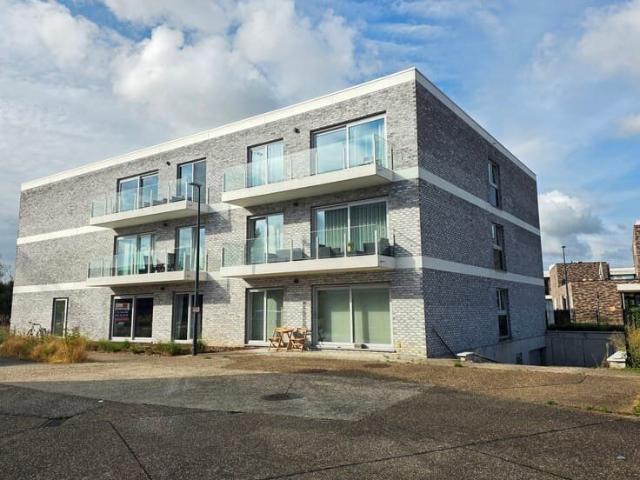 Instapklaar 1 slpk appartement met ondergrondse standplaats