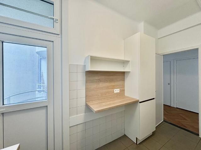 Instapklaar 2 slaapkamerappartement met zijzicht op de Meir ca. 140 m²