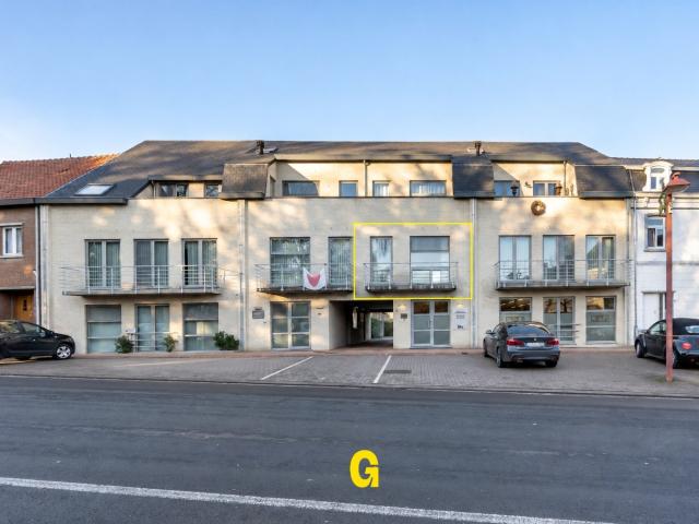 Instapklaar appartement met 1 slaapkamer en prachtig terras in hartje Hoeselt