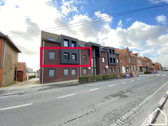 INSTAPKLAAR APPARTEMENT MET 2 SLAAPKAMERS, AUTOSTANDPLAATS E