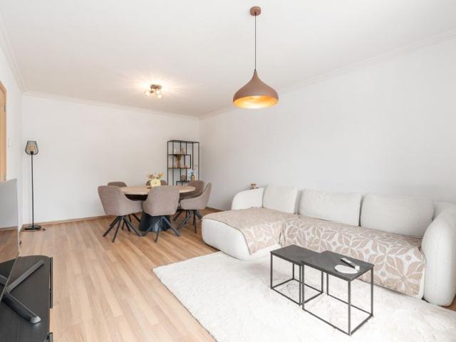 Instapklaar appartement met 2 slaapkamers en garagebox