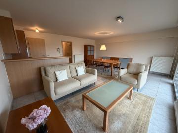 Instapklaar appartement met groot terras en twee slaapkamers. Garage bij te huren in hetzelfde gebouw