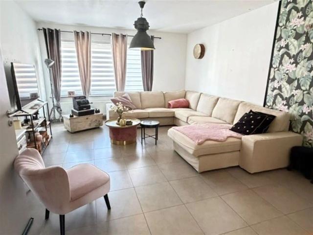 Instapklaar appartement met groot zonneterras