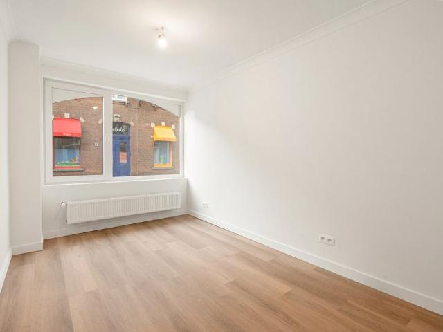 Instapklaar appartement met stadstuin en twee slaapkamers
