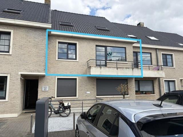 Instapklaar appartement met ruim terras te huur