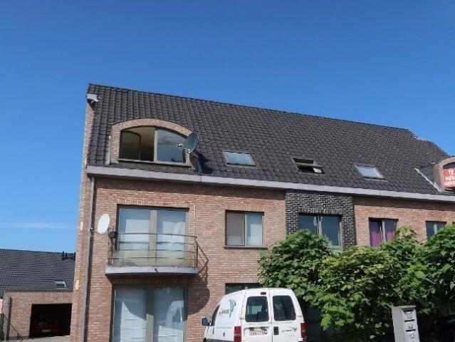 Instapklaar appartement op grens Zele/ Hamme / Waasmunster