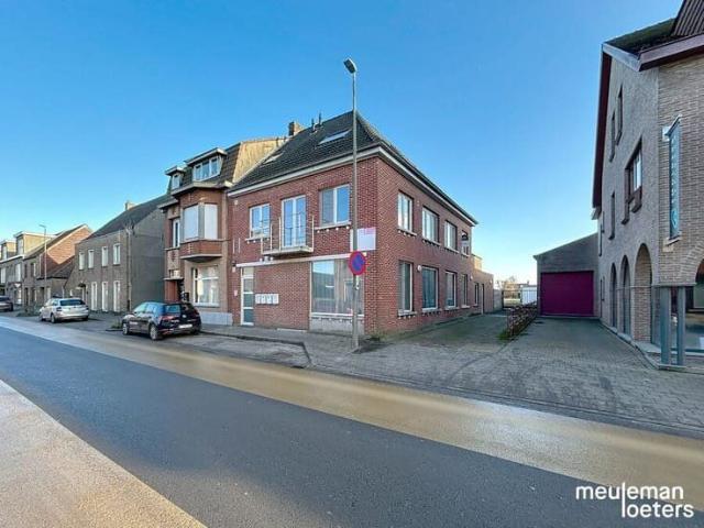 Instapklaar duplexappartement met terras
