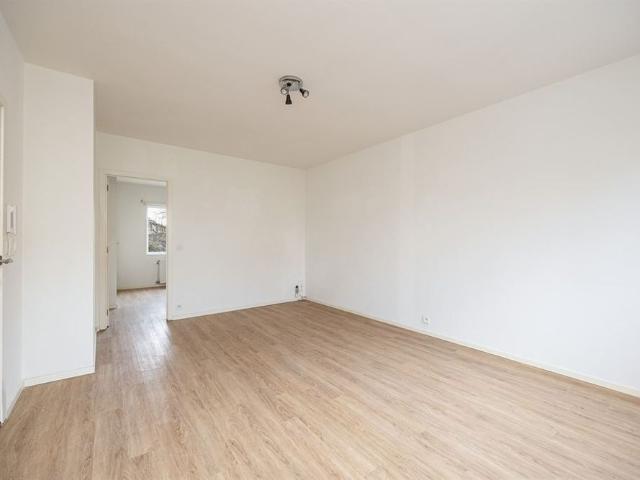 Instapklaar en lichtrijk 1 slaapkamerappartement in een residentiële buurt in Wilrijk