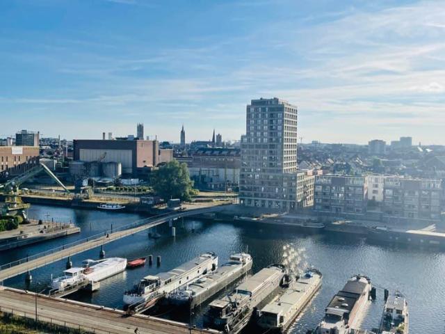 Instapklaar, energiezuinig appt met zonnig terras 18 m².