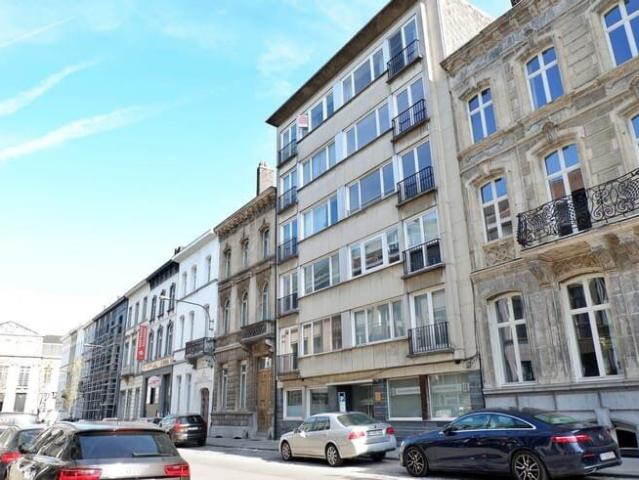 Instapklaar gelijkvloers appartement in hartje Kortrijk