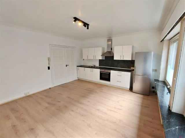 Instapklaar gelijkvloers appartement in hartje Kortrijk