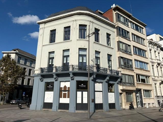 Instapklaar karaktervol APP op 1eV met 2 SLK, terras & balkon op het Zuid