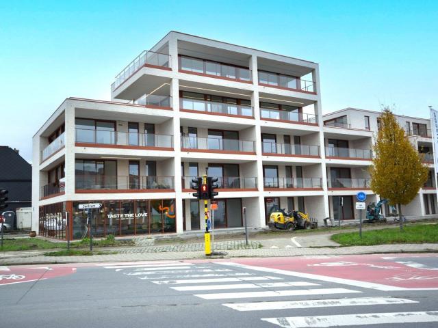 INSTAPKLAAR NIEUWBOUWAPPARTEMENT MET ZONNETERRAS NABIJ CENT