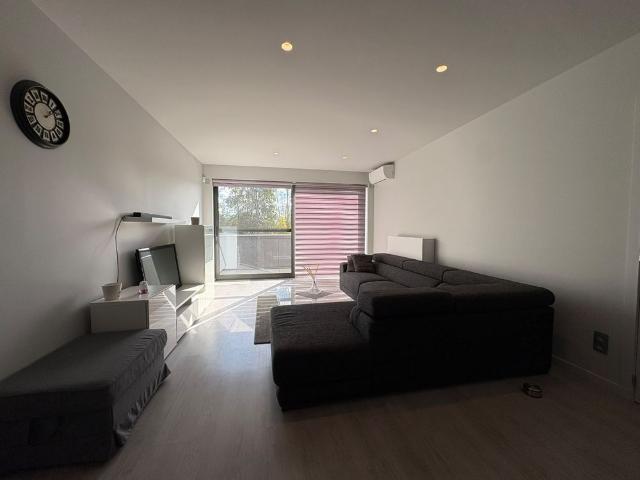 Instapklaar ruim 3 slpks appartement in Genk