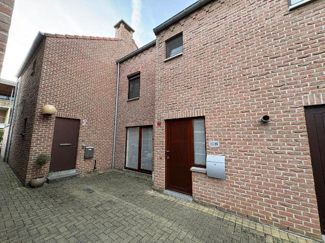 Instapklare woning met 2 slpks, terras en garage in Hasselt