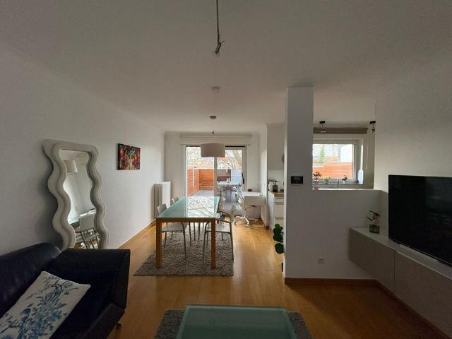 Instapklare woning met 2 slpks, terras en garage in Hasselt