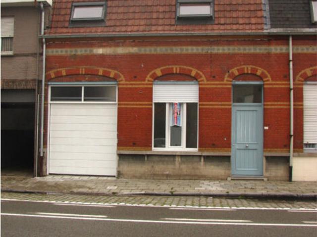 Instapklare woning met 3 slaapkamers en garage te Olsene