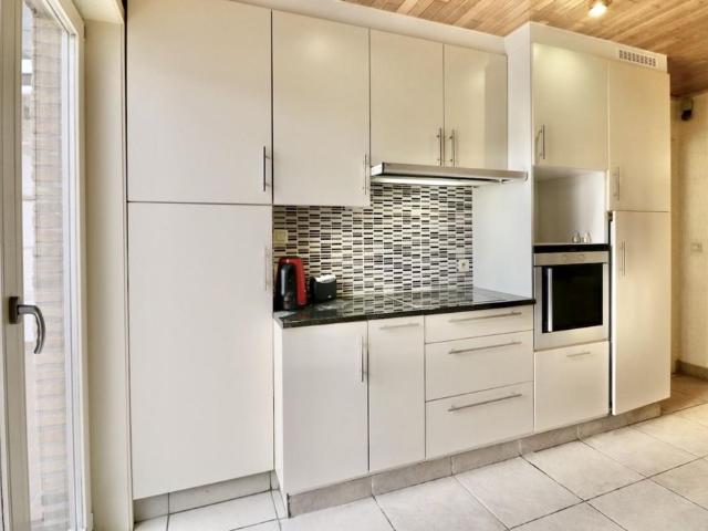 Instapklare woning met 3 slpk, tuin en garage voor 1.050 EUR/maand
