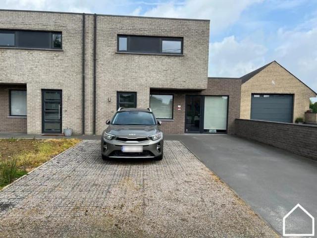 Instapklare woning met 3 slpk. en tuin Zonnebeke