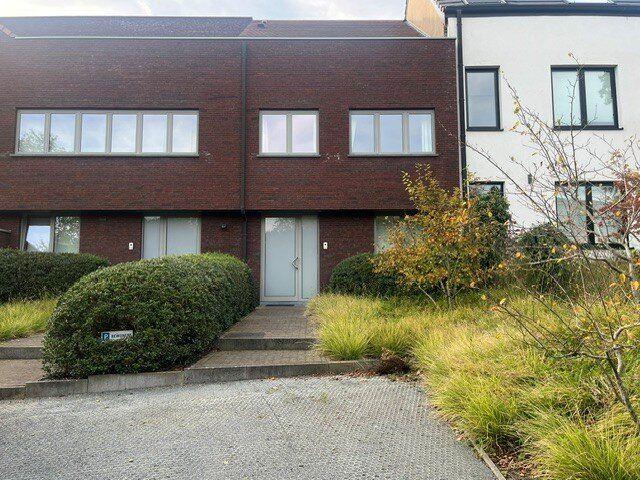 Instapklare woning met 4 slaapk, 2 badk, garage en tuin