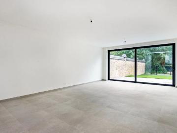 Instapklare woning met 4 slpk en tuin in centrum Rumst