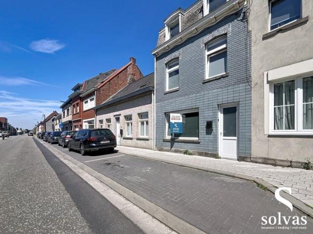 Instapklare gerenoveerde woning met 3 slaapkamers, 2 badkam