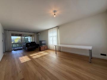 Instapklare gezinswoning met 5 slaapkamers en ruime tuin