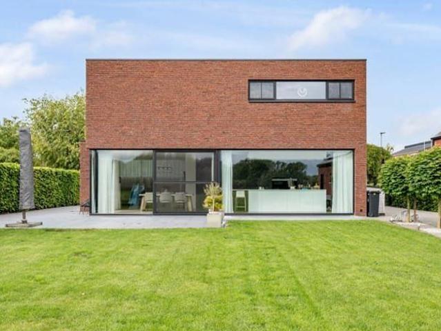 Instapklare nieuwbouwwoning met hoogwaardige afwerking op to