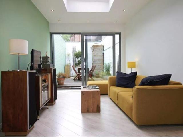 Instapklare rijwoning met stadstuin