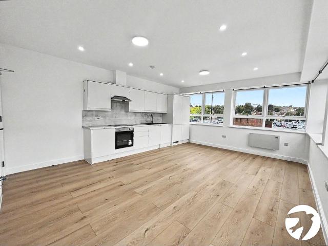 Instone Road, Dartford, Kent DA1, 2 bed flat to rent, £1,850 pcm | PrimeLocation