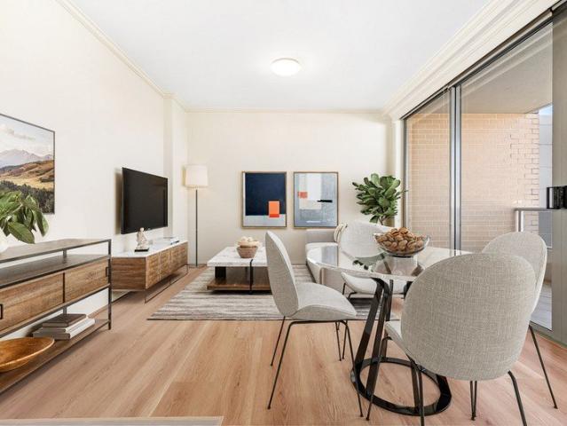 INSECTIONS BY APPOINTMENT 0419888618 OR INSPECTION SATURDAY 22 AUGUST @ 11:30am 12:00pm Contemporary One Bedroom Apartment in Waterloo For Sale