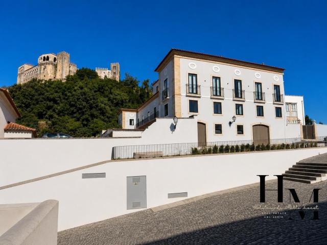 Inserido no prestigiado empreendimento Residências do Castel. 200m² Leiria, Pousos, Barreira e Cortes