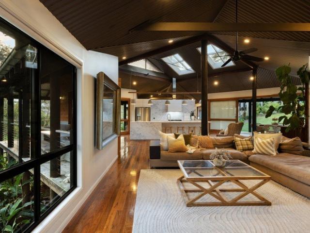 Inside a Tallebudgera Sanctuary Where Nature Meets Grand Design