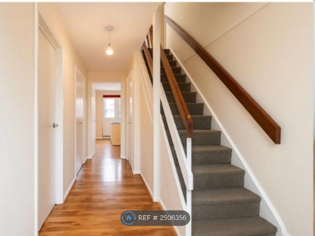 Inskip Road, Chadwell Heath RM8, 4 bed semi detached house to rent, £2,999 pcm | PrimeLocation
