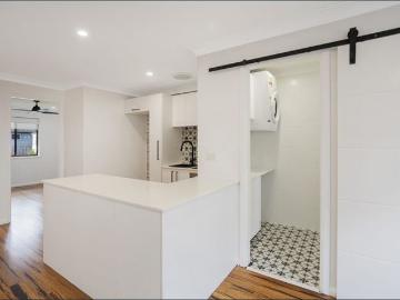 Bellbird, Narone Creek - Parking, Equipped kitchen