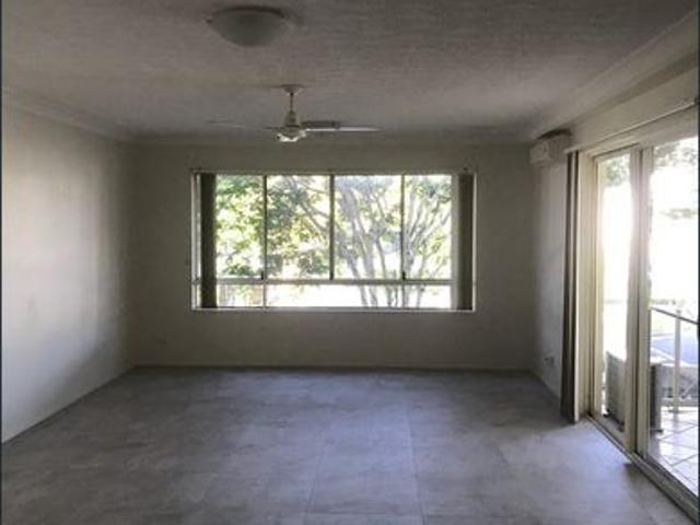 Inspection: Please message the Agent 0402550011.Alternate address corner block: 2/9 Parr Street, Biggera Waters