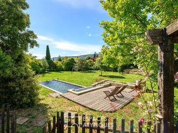 Inspiration artistique et lignes claires pour ce cottage en Provence