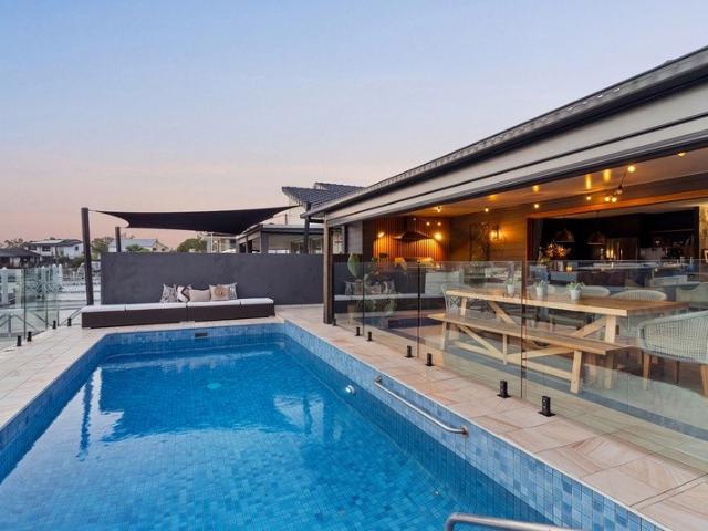 Inspired Waterfront Living, Moments from the Broadwater